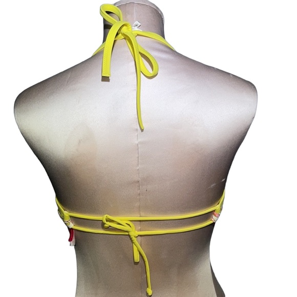 Victoria’s Secret bikini top. Ruffled accent. Size 32DD - Picture 4 of 9